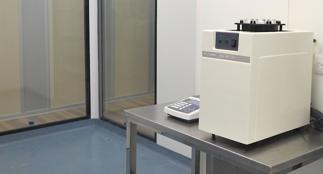 Planer Kryo 360 Controlled Rate Freezer at CellTech Pharmed